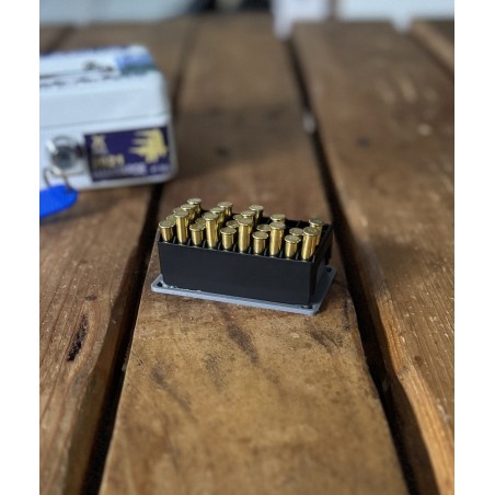 Magnetischer Halter für .22lfB Munitionsentnahmehilfe